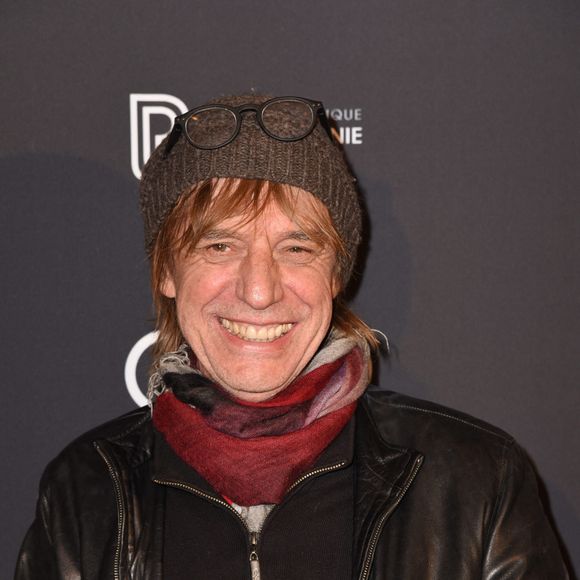 Jean-Louis Aubert assiste à l'événement d'hommage au compositeur français Gabriel Yared dans le cadre du 6ème 'Week End des Musiques à l'Image' à la salle de la Philharmonie à Paris, France, le 9 décembre 2017. Photo by Alain Apaydin/ABACAPRESS.COM