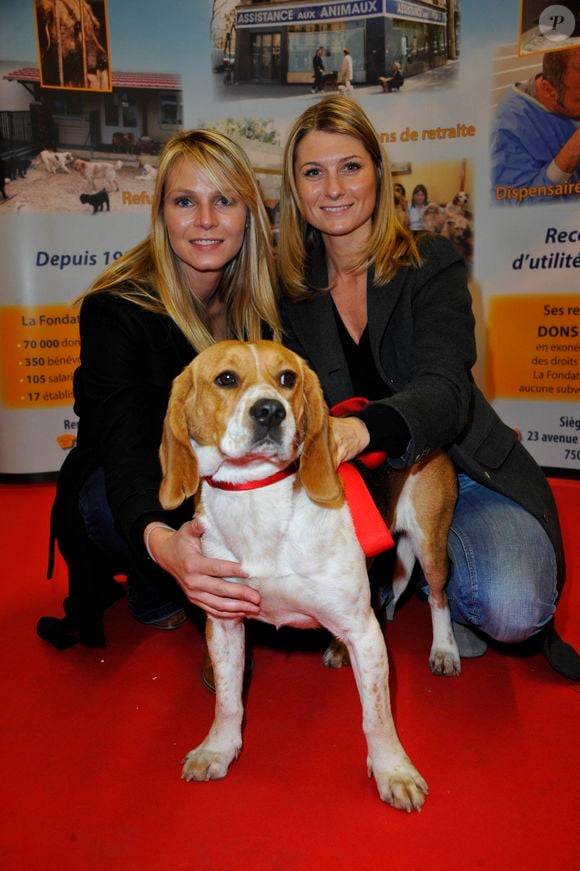 Elodie Ageron et Sandrine Arcizet au Noël de la fondation Assistance aux animaux, en novembre 2011