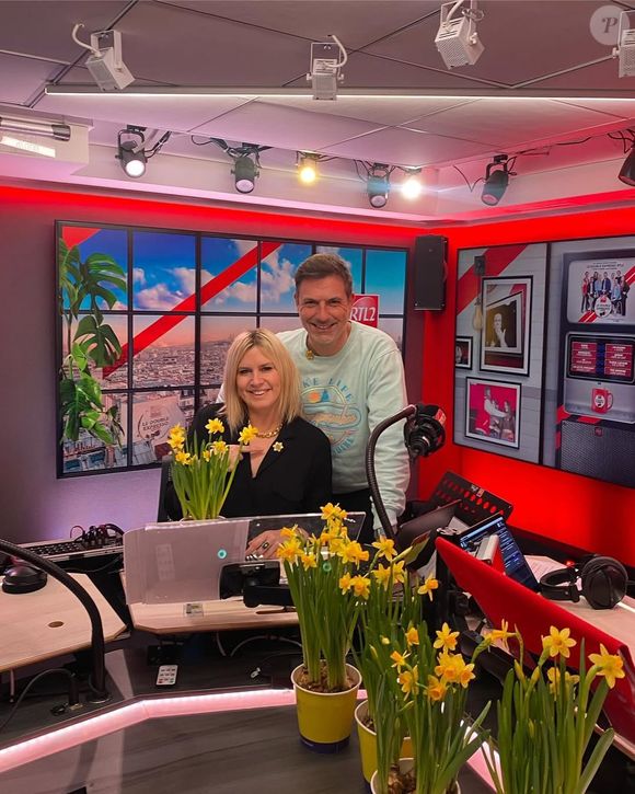 Ce n'est pas la première fois que Justine Salmon évoque sa vie intime, sur l'antenne de RTL2. 

Justine Salmon avec Gregory Ascher, sur une photo publiée sur son compte Instagram le 12 mars 2024.