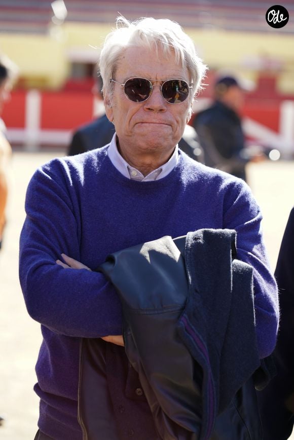 Bernard Tapie à Saintes-Maries-de-la-Mer pour le départ du Tour de la Provence. © Stéphanie Gouiran / Panoramic / Bestimage