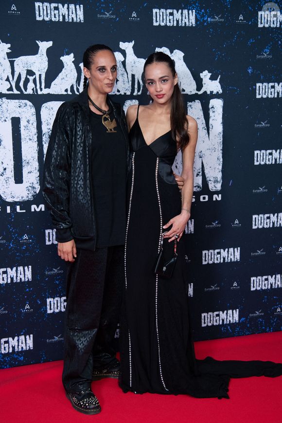 Thalia Besson et Roxane Depardieu assistent à la première de "Dogman" à l'UGC Normandie à Paris, France, le 19 septembre 2023. Photo par Aurore Marechal/ABACAPRESS.COM