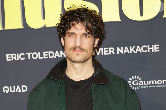 Louis Garrel - Première du film "Juste une illusion" au cinéma Le Grand Rex à Paris le 22 mars 2026. 

© Coadic Guirec/Bestimage