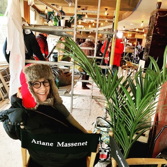 Ariane Massenet sur le plateau de Capitaine Marleau le 6 avril 2022.