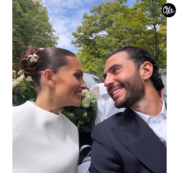 Le couple a célébré son mariage le 26 juillet au Château Diter, près de Grasse.

Extrait du compte Instagram de Véronika Loubry. © Instagram / Véronika Loubry