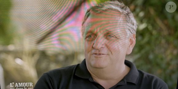 Dans la première partie, Karine Le Marchand retrouve notamment Laurent pour qu'il lui fasse le point sur son aventure. 

Laurent et Laurence au bilan de L'amour est dans le pré