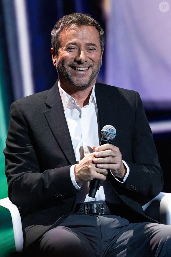 Exclusif - Bernard Montiel pour les surprises de l'enregistrement de l'émission "La Boîte à secrets", présentée par F.Bollaert et diffusée le 16 janvier 2026 sur France 3, dans les studios du Lendit à Saint-Denis, France, le 16 décembre 2025. © Cyril Moreau/Bestimage