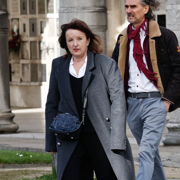 Anne Roumanoff - Obsèques d'Isabelle Mergault à la Coupole du Père-Lachaise à Paris le 30 mars 2026. © Cyril Moreau - Dominique Jacovides / Bestimage