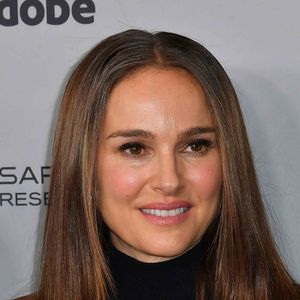 Dans une story Instagram publiée ce vendredi, l'actrice a partagé un extrait du nouvel album Mizuiro de l'artiste breton, connu sous le nom de scène Tepr.

Natalie Portman assiste à la première du film "The Gallerist" lors du Festival du Film de Sundance 2026 au Eccles Center Theater le 24 janvier 2026 à Park City, Utah.
© Photo Press Service / BESTIMAGE