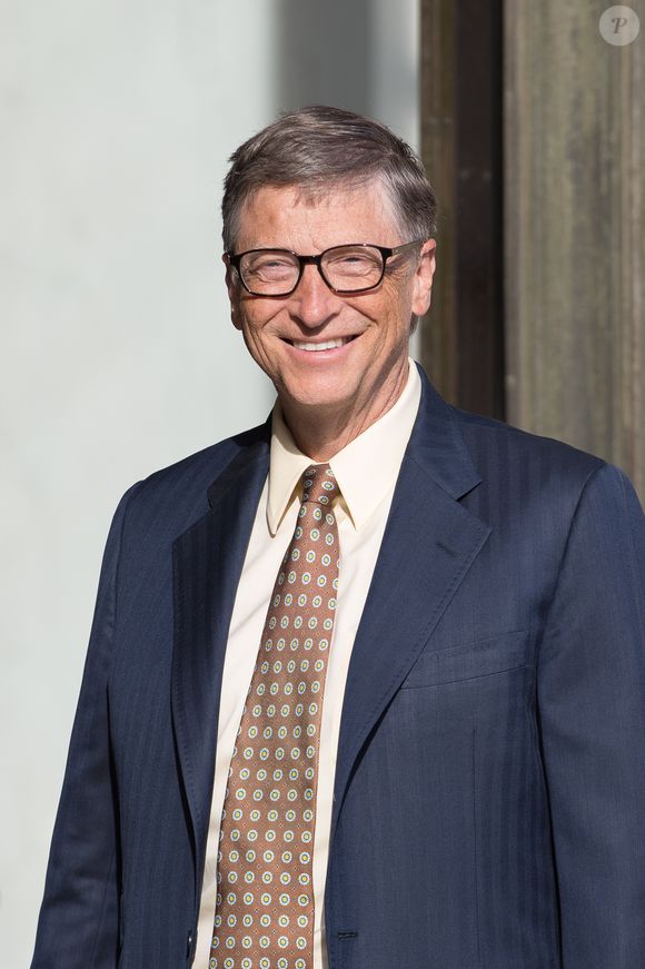 Bill Gates arrive au Palais de L'Elysée à Paris pour un entretien avec Francois Hollande, le 25 juin 2015.