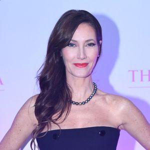 Mareva Galanter a troqué ses longueurs pour un bob, la coupe tendance du moment.
Mareva Galanter - Soirée de gala du 10ème anniversaire de l’association "Les Bonnes Fées" à l’Hôtel The Peninsula Paris. © Rachid Bellak/Bestimage