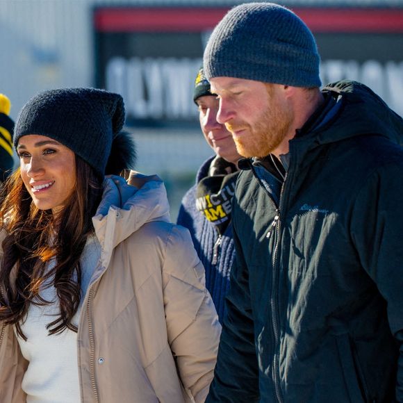 Le prince Harry et Meghan Markle en visite au camp d'entrainement des athlètes des Invictus Games 2024 à Whistler, en Colombie Britannique, le 14 février 2024.

Photo : Backgrid USA / Bestimage