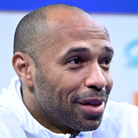Le sélectionneur de l'équipe de France Espoirs Thierry Henry en conférence de presse au Centre National du Football (CNF) de Clairefontaine-en-Yvelines, France, le 9 octobre 2023. © Federico Pestellini/Panoramic/bestimage