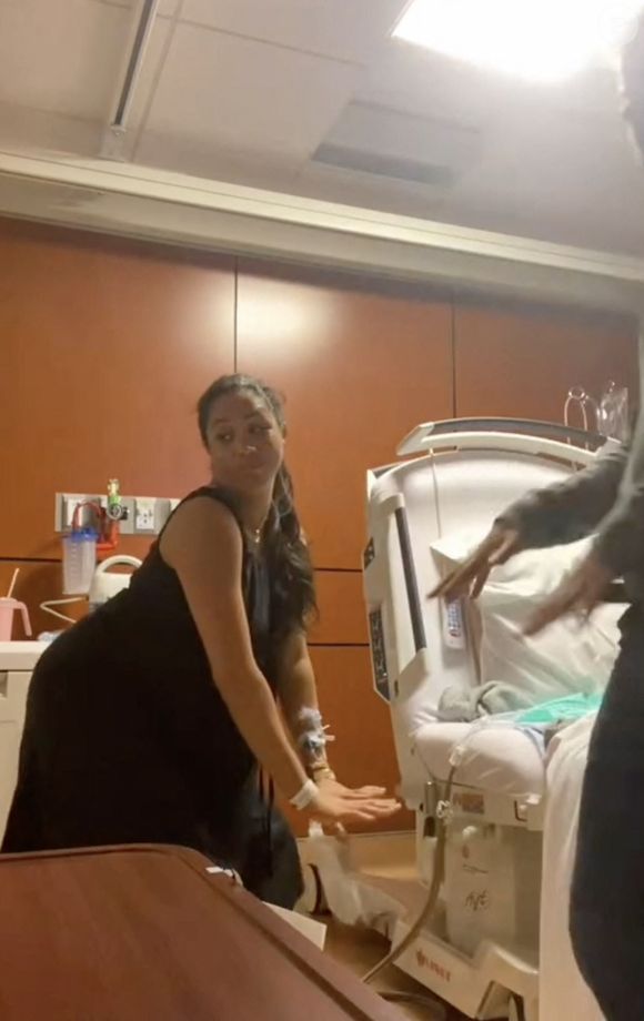 Meghan Markle a partagé une vidéo d'elle en train de danser sur un morceau entraînant pour provoquer le travail alors qu’elle était enceinte de sa fille Lilibet.
La duchesse de Sussex, 43 ans, a publié ce clip le 4 juin 2025 sur Instagram à l’occasion du quatrième anniversaire de sa fille.

Crédit : Meghan Markle / Instagram

Photo : JLPPA