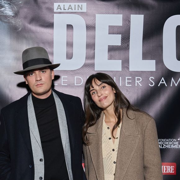 Exclusif - Alain-Fabien Delon et sa compagne Laura Bensadoun au photocall de la soirée Ciné-concert symphonique "Alain Delon, le dernier Samouraï" au Palais des congrès à Paris le 8 novembre 2024 le jour de son anniversaire.

© Jacovides / Moreau / Bestimage