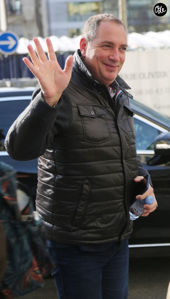 Messmer quitte les studios de RTL à Paris, le 20 novembre 2019. © Jonathan Rebboah / Panoramic / Bestimage