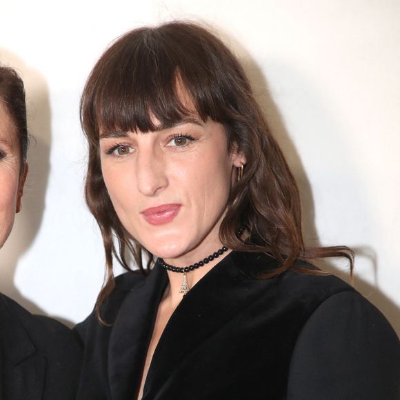 De jolies confidences de la part de celle qui tente de trouver un bon équilibre.
Juliette Armanet pose Backstage après la Défilé de Mode Christian Dior, Collection Haute Couture Printemps/Été 2024 - Greetings, dans le cadre de la Fashion Week de Paris, France, le 22 Janvier 2024. 

© Bertrand Rindoff / Olivier Borde / Bestimage