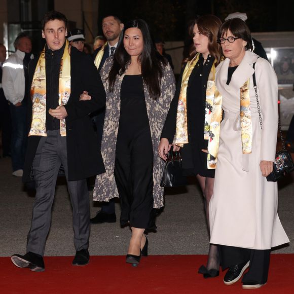 Marie Ducruet, épouse de Louis Ducruet et maman de deux enfants, se lance dans l’entrepreneuriat à Monaco. 

La princesse Stéphanie de Monaco, Louis et Marie Ducruet, Camille Gottlieb et Stéphane Bern lors de la soirée d'ouverture de la 47ème édition du Festival International du Cirque de Monte-Carlo à Monaco. © Jean-Charles Vinaj/Pool Monaco/Bestimage