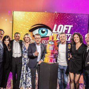 Exclusif - Fabrice Beguin, Kenza Braiga, Steevy Boulay, Delphine Castex, Benjamin Castaldi, Jean-Edouard Lipa , Julie Mercy, Christophe Mercy - Enregistrement de l'émission "Les 20 ans du Loft", diffusée en direct sur C8 et présentée par B.Castaldi, à Paris. Le 8 avril 2021
© Jack Tribeca / Bestimage