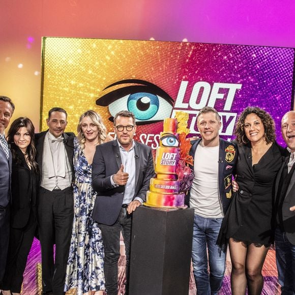 Exclusif - Fabrice Beguin, Kenza Braiga, Steevy Boulay, Delphine Castex, Benjamin Castaldi, Jean-Edouard Lipa , Julie Mercy, Christophe Mercy - Enregistrement de l'émission "Les 20 ans du Loft", diffusée en direct sur C8 et présentée par B.Castaldi, à Paris. Le 8 avril 2021
© Jack Tribeca / Bestimage