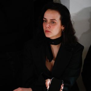 Pauline Ducruet au front row du défilé Weinsanto Mode Féminine Prêt-À-Porter Automne/Hiver 2025-2026 lors de la Fashion Week de Paris (PFW), à Paris, France, le 3 mars 2025. © Christophe Clovis/Bestimage