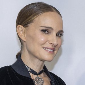 Natalie Portman au Greeting du défilé de mode féminine Dior printemps-été 2025 lors de la Fashion Week de Paris (PFW), à Paris, France, le 24 septembre 2024. © Olivier Borde/Bestimage