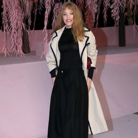 Arielle Dombasle - Défilé de Mode Chanel - Front Row, Collection Haute Couture Printemps/Été 2026, dans le cadre de la Fashion Week de Paris, France, le 27 janvier 2026. 

© Bertrand Rindoff / Bestimage