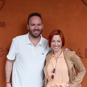 La chanteuse a la chance de vivre dans les Landes une partie de l’année

Vincent Bidal et sa compagne Natasha St-Pier - Les célébrités au village lors des Internationaux de France de tennis de Roland Garros 2024 à Paris. Le 28 mai 2024. 
© Jacovides-Moreau / Bestimage