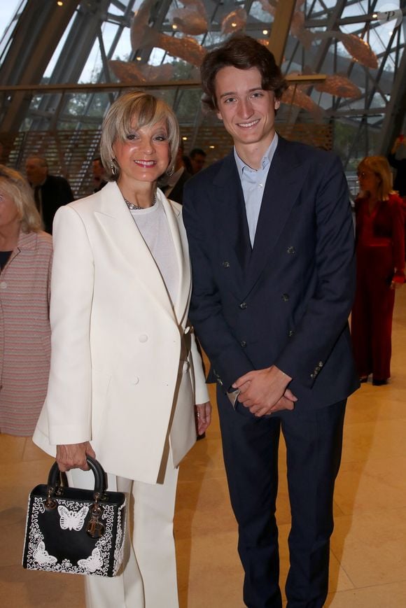 Semi-exclusif - Hélène Arnault et son fils Jean Arnault - Vernissage de l’Exposition Retrospective consacrée au peintre américain Mark Rothko à la Fondation Louis Vuitton. Paris, France, le 17 Octobre 2023. © Bertrand Rindoff / Bestimage