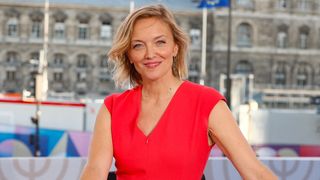 Télématin : Maya Lauqué désormais seule aux commandes, elle prend la parole après le départ de son binôme Damien Thévenot