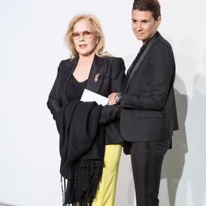 Sylvie Vartan et Alexandra Pastor à leur arrivée au défilé de la collection croisière Christian Dior, qui s'est tenu au Port Hercule à Monte-Carlo, Monaco, le 18 mai 2013. 

Photo de Marco Piovanotto/ABACAPRESS.COM