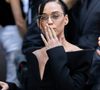 Katy Perry et Justin Trudeau sont bel et bien amoureux et en couple.

Katy Perry - Arrivées au défilé Balenciaga Collection Haute Couture Automne/Hiver 2025-2026 lors de la Fashion Week de Paris (PFW), à Paris, France, le 9 juillet 2025. © Thibault Duboucher/Bestimage