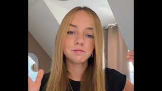 "J'ouvre la bouche d'un centimètre" : Après son opération de la mâchoire, Charlotte (The Voice Kids) explique son quotidien