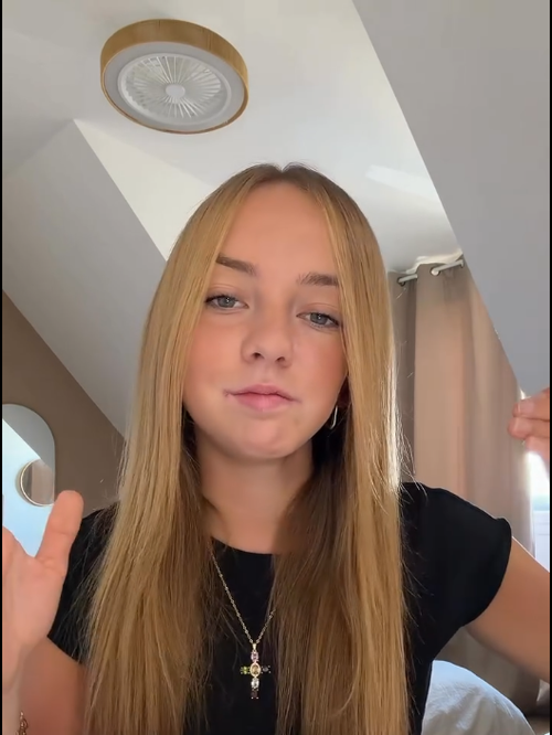 "J'ouvre la bouche d'un centimètre" : Après son opération de la mâchoire, Charlotte (The Voice Kids) explique son quotidien