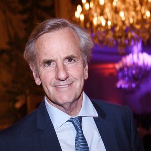 Bernard de la Villardière - Soirée de gala des 50 ans de la Fondation Claude Pompidou à l'Hôtel Marcel Dassault à Paris le 12 avril 2022. © Rachid Bellak / LMS / Bestimage
