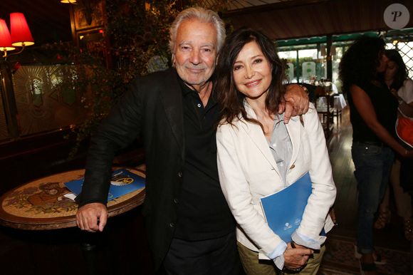 Pierre Arditi aime se ressourcer dans les champs du coin

Pierre Arditi et Evelyne Bouix lors de la soirée de présentation de la première édition du Festival CinéRoman, à la Closerie des Lilas, a Paris, France le 16 Septembre 2019. Photo by Jerome Domine/ABACAPRESS.COM