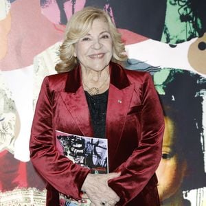 Ce cadre de vie montagnard idyllique lui offre l'opportunité de renouer avec ses racines et de retrouver ses amis d'enfance ainsi que ses anciens camarades d'école.
Nicoletta - Photocall de la soirée de gala "Enfance Majuscule" au profit de l'enfance maltraitée à la Salle Gaveau à Paris le 10 décembre 2025. Enfance Majuscule milite activement pour une libération de la parole des victimes, et pour une réelle prise en compte par les pouvoirs publics des violences et des maltraitances quotidiennes subies par les enfants. © Marc Ausset-Lacroix/Bestimage