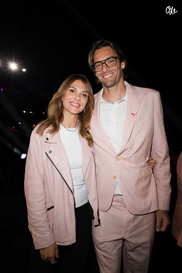 Au moment où Alice commence son parcours de soins (ndlr : elle a été diagnostiquée d'un cancer du sein), Camille tente de se reconvertir professionnellement et cherche de nouvelles sources de revenus. 

Exclusif - Camille Lacourt et sa compagne Alice Detollenaere - Soirée de lancement "Octobre Rose" organisée par l’association Ruban Rose présentée par I. Ithurburu à Paris le mardi 30 septembre 2025. 
© Coadic / Ausset-Lacroix / Bestimage