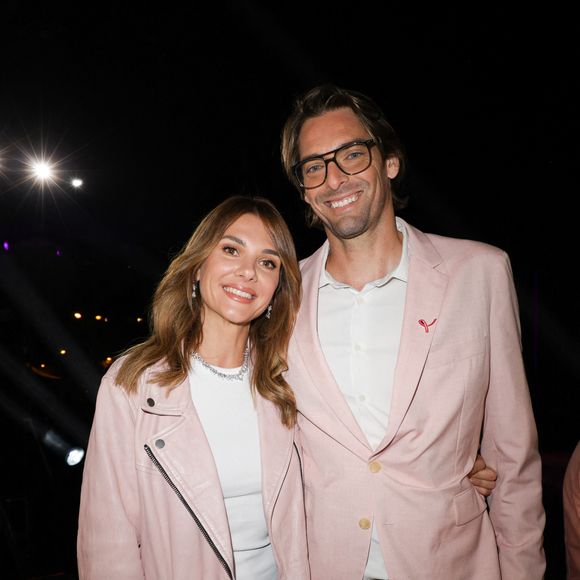 Au moment où Alice commence son parcours de soins (ndlr : elle a été diagnostiquée d'un cancer du sein), Camille tente de se reconvertir professionnellement et cherche de nouvelles sources de revenus. 

Exclusif - Camille Lacourt et sa compagne Alice Detollenaere - Soirée de lancement "Octobre Rose" organisée par l’association Ruban Rose présentée par I. Ithurburu à Paris le mardi 30 septembre 2025. 
© Coadic / Ausset-Lacroix / Bestimage