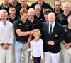 Moment de gloire pour Pierre Casiraghi !

Le prince Albert II de Monaco a félicité les vainqueurs de l'Admiral’s Cup, les 2 équipages du Yacht Club menés par Pierre Casiraghi, vice-président du Y.C.M. à la barre de Jolt 6 et Peter Harrison sur Jolt 3 
 © Bruno Bebert / Bestimage