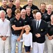 Avant l'arrivée de bébé, le fils de Caroline de Monaco, Pierre Casiraghi, fête une victoire avec son plus jeune enfant Francesco