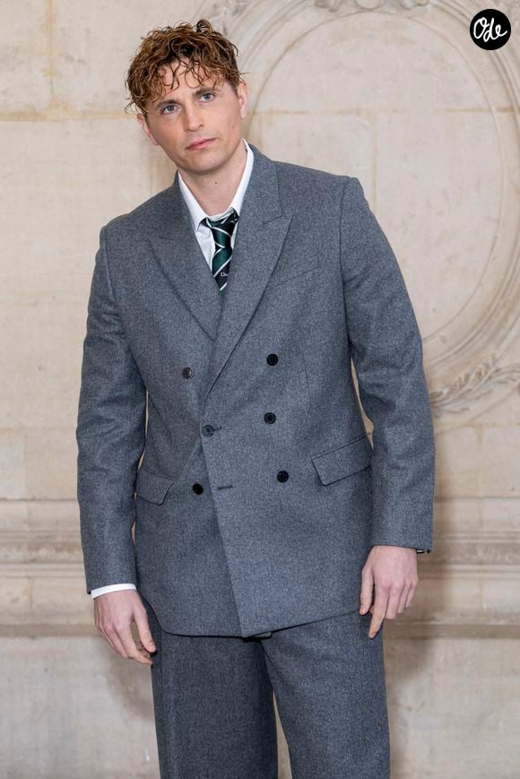 Raphaël Quenard au photocall du défilé Dior "Collection Homme Prêt-à-Porter Automne/Hiver 2026-2027" lors de la Fashion Week de Paris (PFW) au musée Rodin, à Paris, France, le 21 janvier 2026. © Olivier Borde/Bestimage