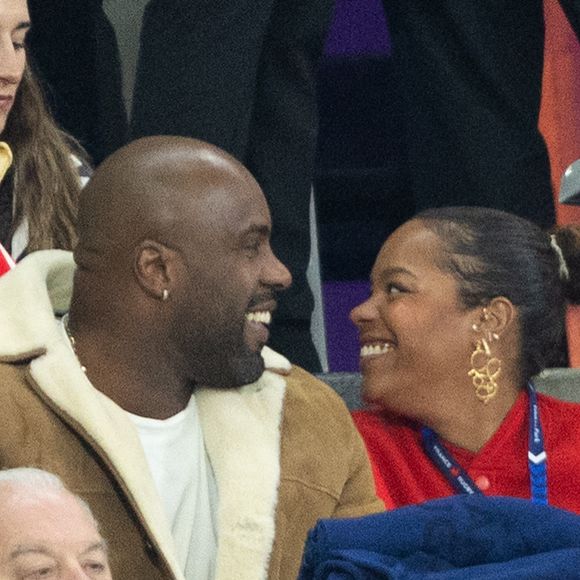 Teddy Riner était également présent dans les tribunes du Stade de France

Teddy Riner et sa compagne Luthna Plocus au match de rugby du Tournoi des Six Nations France contre Angleterre au Stade de France à Saint-Denis le 14 mars 2026. © AGENCE / BESTIMAGE