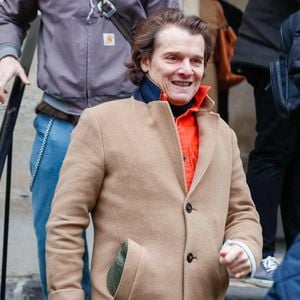 Bénabar (Bruno Nicolini) à la sortie des obsèques de Jean-Luc Petitrenaud en l'église Saint-Pierre-du-Gros-Caillou à Paris, France, le 17 janvier 2025. © Christophe Clovis/Bestimage