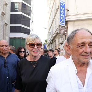 Chantal Ladesou et son mari Michel Ansault - Sorties des obsèques de Philippe Bouvard en l'église Notre-Dame de Bon Voyage à Cannes le 31 août 2026.
© Franz Chavaroche-Denis Guignebourg / Bestimage