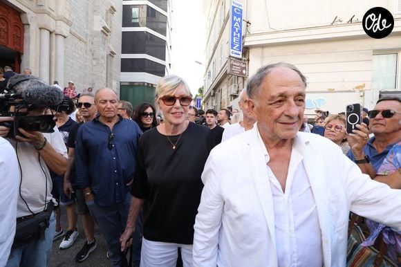 Chantal Ladesou et son mari Michel Ansault - Sorties des obsèques de Philippe Bouvard en l'église Notre-Dame de Bon Voyage à Cannes le 31 août 2026.
© Franz Chavaroche-Denis Guignebourg / Bestimage
