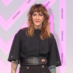 "C'est un très long travail qui commence comme pour tous ceux qui connaissent cet endroit si sombre. On m'avait prédit un contrecoup et je l'ai eu il y a deux mois", a révélé la maman d'Hedda et Suzanne. "Avec une fatigue que je ne connaissais pas et que j'ai acceptée".

Daphné Burki - Cérémonie d'ouverture du festival Series Mania à Lille le 21 mars 2025. © Stéphane Vansteenkiste/Bestimage