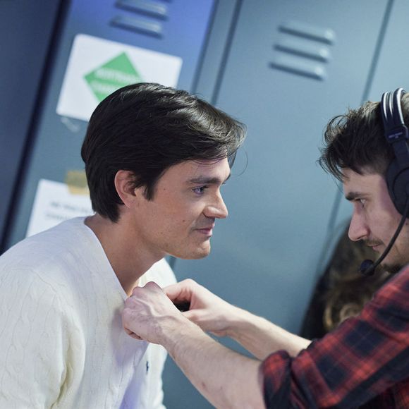 Exclusif - Alain-Fabien Delon en backstage de de l'émission "C à Vous" à Paris, France, le 18 octobre 2024. © Cyril Moreau/Bestimage