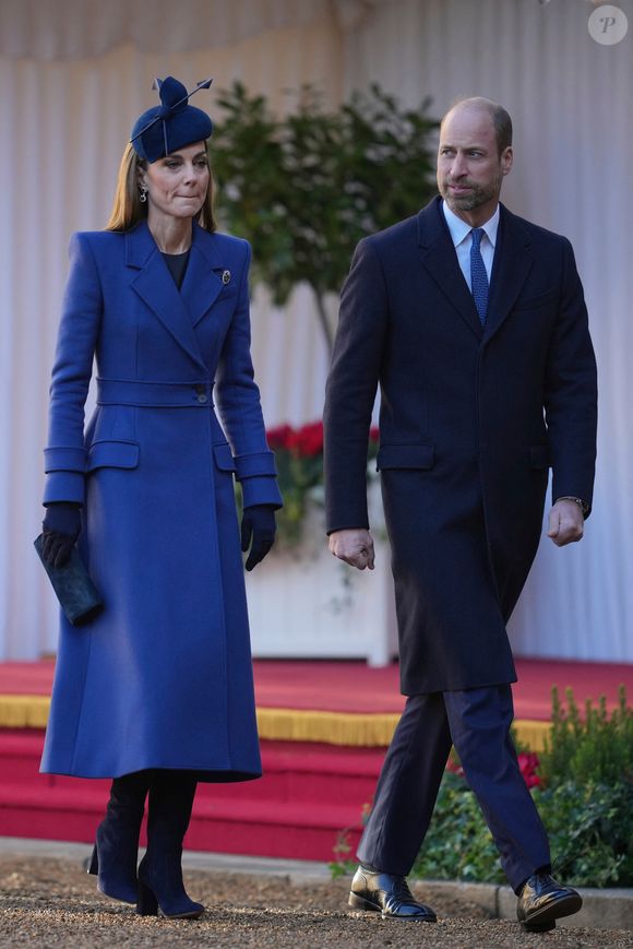 Le Prince et la Princesse de Galles quittent les lieux après avoir assisté à la cérémonie d'accueil du Président allemand Frank-Walter Steinmeier et de son épouse Elke Budenbender au château de Windsor, Berkshire, au premier jour de la visite d'État au Royaume-Uni du Président de la République fédérale d'Allemagne. Date de la photo : mercredi 3 décembre 2025.