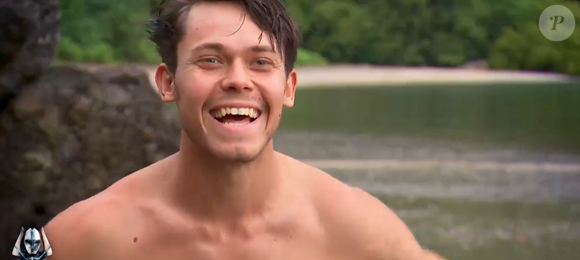Koh-Lanta 2025 : Double départ, un aventurier de retour et de nombreuses  crises sur le camp ! : Le diaporama - Purepeople