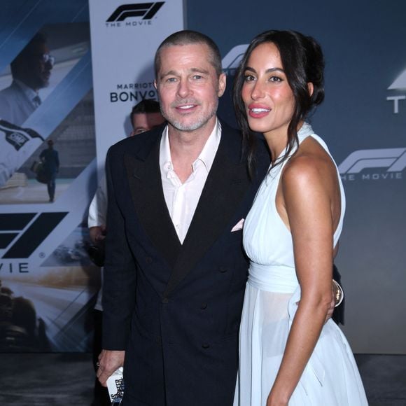 Brad Pitt et Ines de Ramon assistent à la première mondiale du film Apple Original Films 'F1 : The Movie' à Times Square à New York. Le 16 juin 2025. © Photo Image Press via ZUMA Press Wire